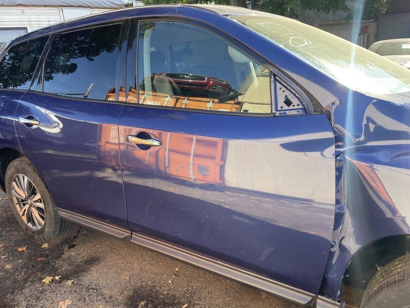 2016-2020 Nissan Pathfinder Right Passenger Side Front Door Clean Repainted Blue
