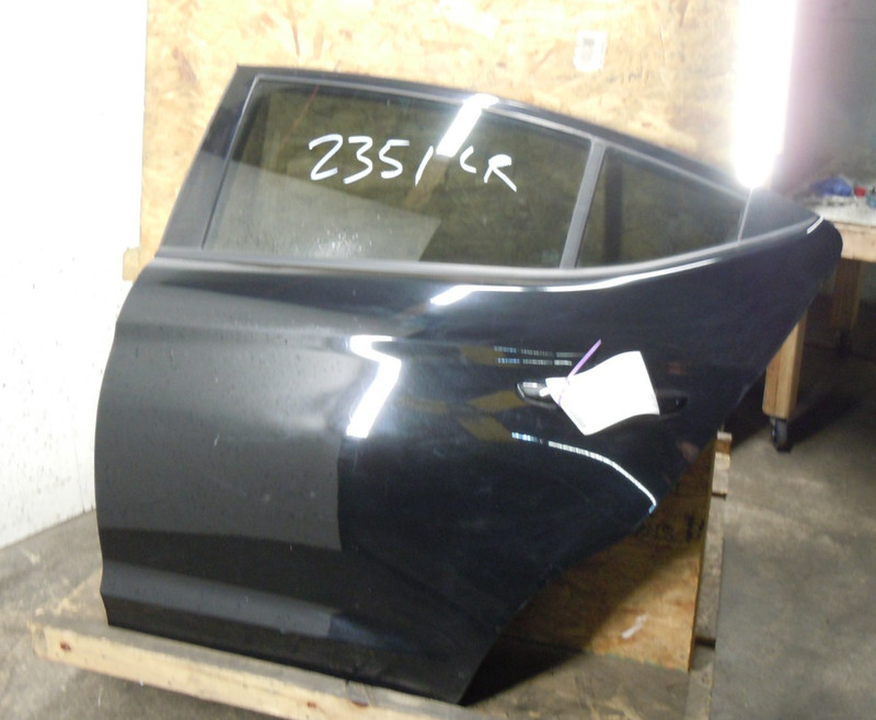 17-20 Hyundai Elantra Sedan Rear Door Assembly Driver Left Electric US Built OEM