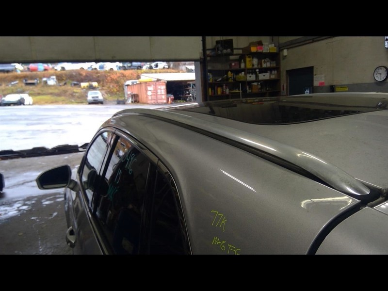MKC 2015-2017 Left Luggage Rack 1704875