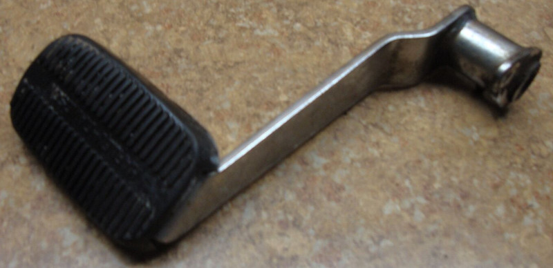 2001 Harley Davidson Electra Glide FLHTCI Rear Brake Lever Pedal Right Back