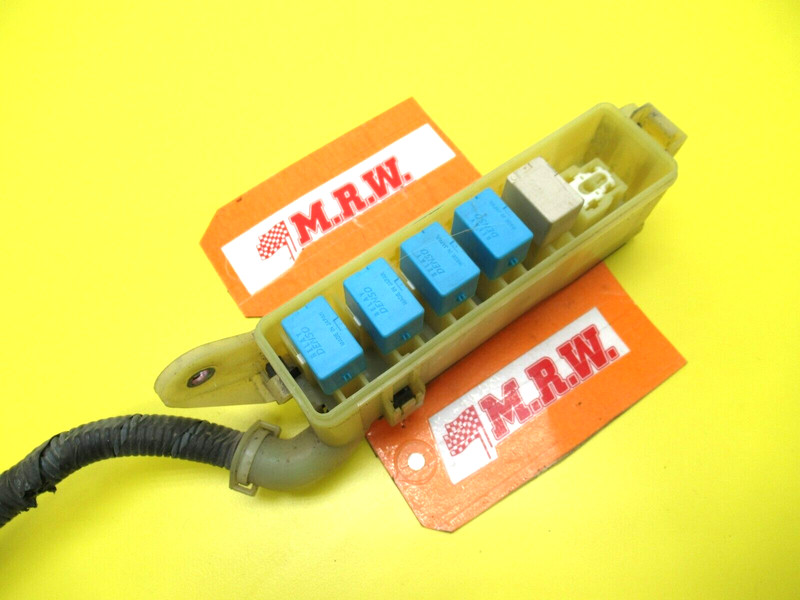 FUSE BOX BLOCK WIRE CONNECTOR RELAY HORN HPU AC IG2 00 01 02 03 04 05 MR2 SPYDER