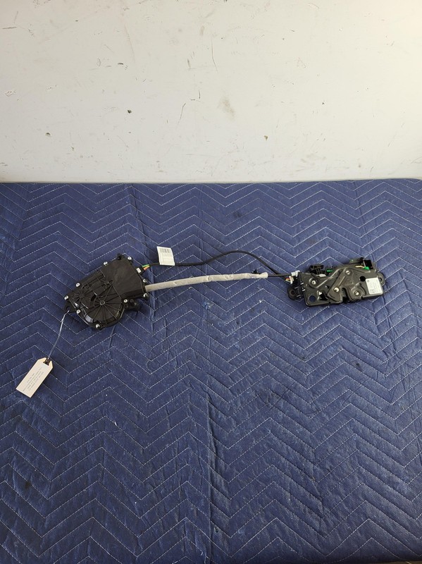 2018-2023 Bmw X2 28i Trunk Tailgate Liftgate Lock Latch OEM