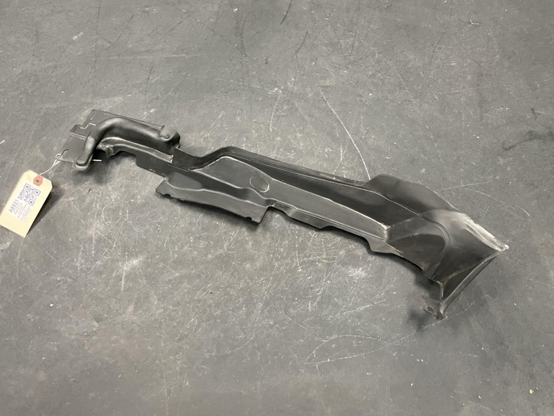 Front Left Fender Inner Ledge Cover 2019 Audi S5 Coupe 8W6821169C 2018 2020-2023