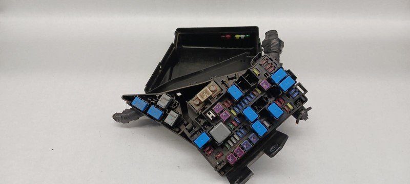 10-'14 SUBARU LEGACY Engine Fuse Box OEM 1 Year Warranty!