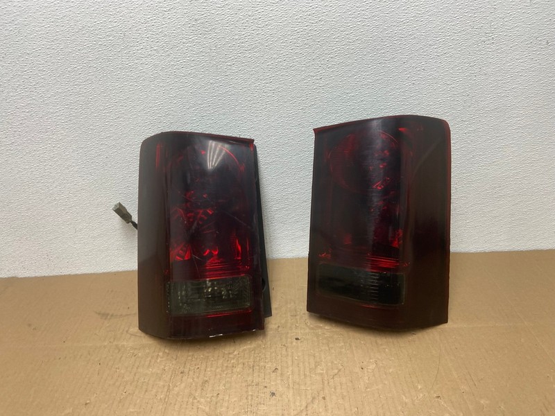 2009 to 2015 Honda Pilot Right+Left Side Tail Lights Oem AB8256 LK