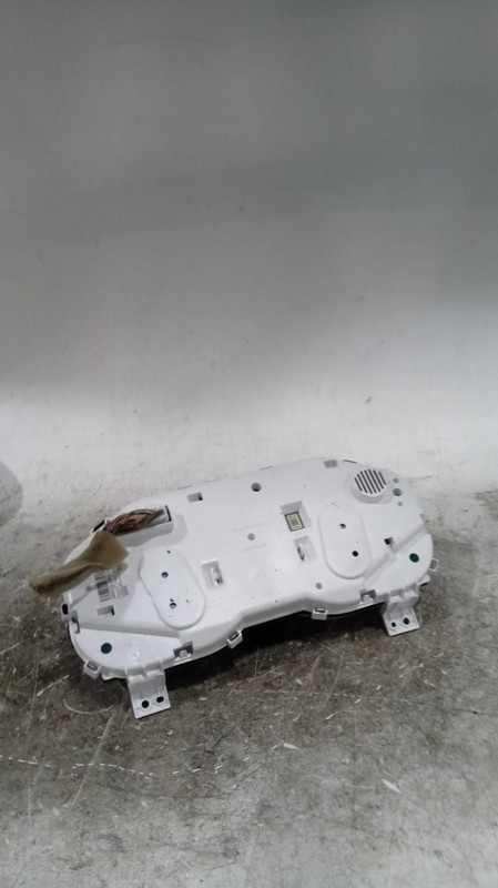 2016 Subaru XV Crosstrek Speedometer Gauge OEM 85001FJ600 85001FJ601 Used Silver