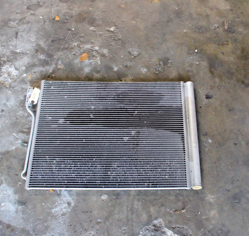 OEM BMW F30 328i 228i 335i 12-18 AC A/C Condenser Condensor 64509335362