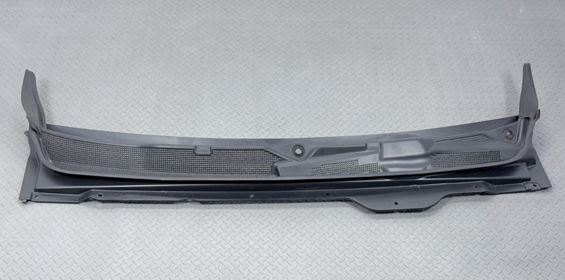 ✅ 19-26 RAM 1500 5th OEM FRONT COWL TOP PANEL WINDSHIELD WIPER COVER TRIM 79K