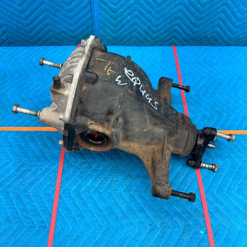 2011–2016 Hyundai Equus Rear Differential Assembly OEM 530003C322