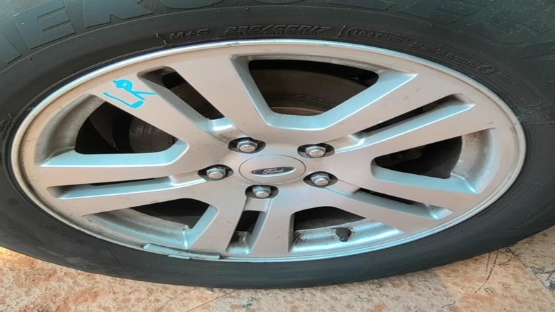 Wheel 17x7-1/2 5 Split Spokes Painted Aluminum Fits 07-10 EDGE 1598887