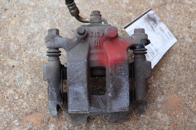 2010-2017 INFINITI FX35 FX37 QX70 REAR RIGHT SIDE BRAKE CALIPER W/ HOSE OEM