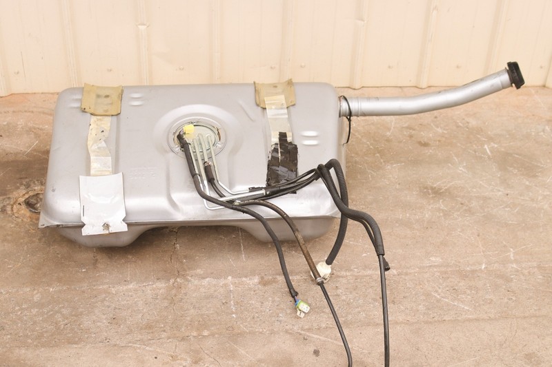 1996-1997 Camaro Low Mile GM Metal Gas Fuel Tank w/ 3 Wire Sending Unit *USED*