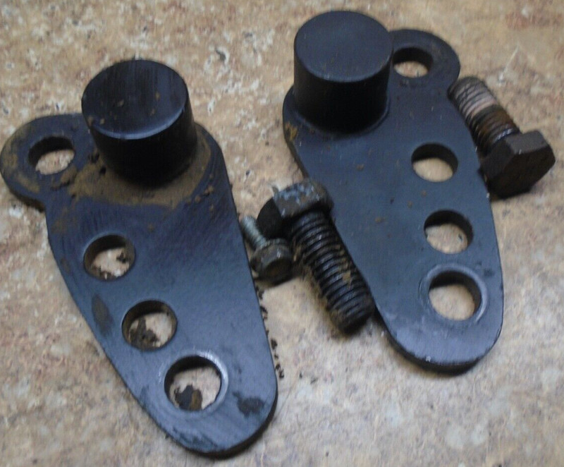 2004 Harley Davidson FLHR1 Road King Rear Back Swingarm Bracket Swing Arm Guard