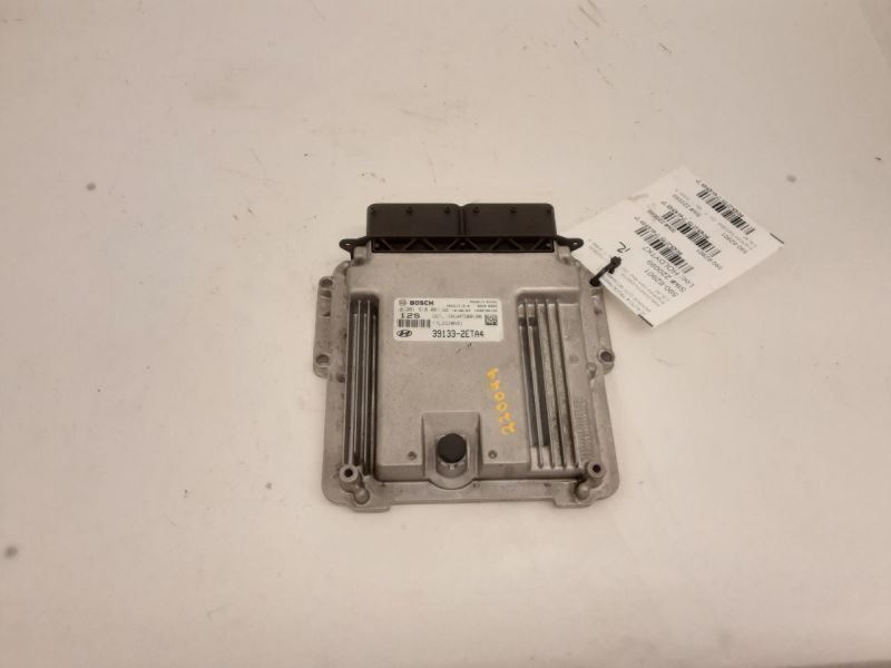 Engine ECM Electronic Control Module Automatic 2.0L Fits 16-18 TUCSON 2576087