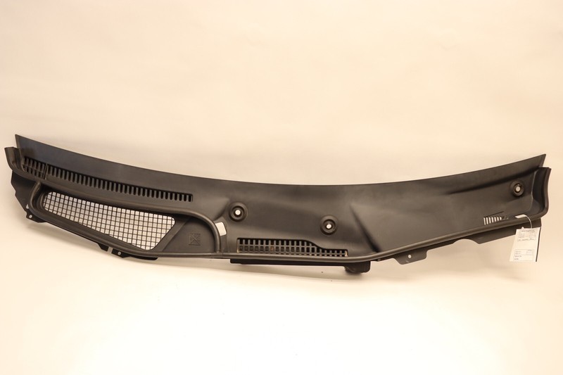 2014-2017 MERCEDES S-CLASS S550 W222 SEDAN FRONT WINDSHIELD WIPER COWL COVER OEM