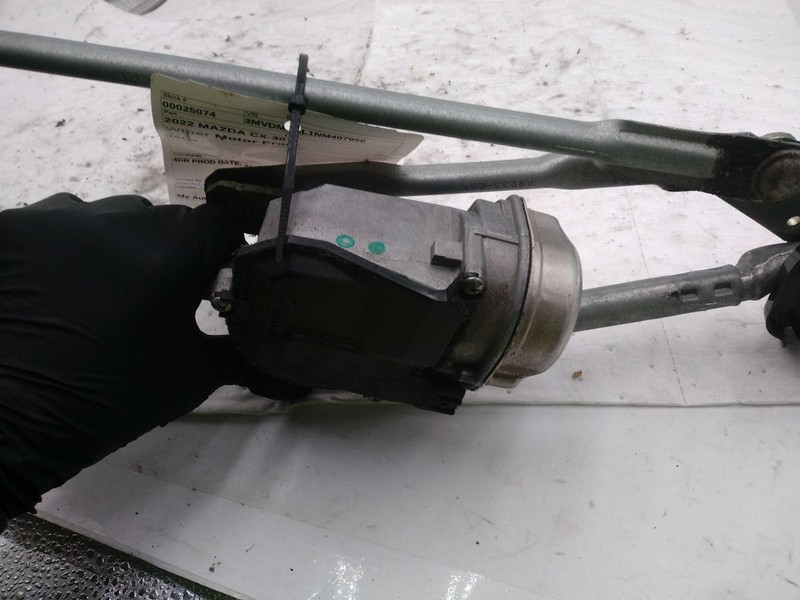 2022 MAZDA CX-30 Wiper Motor OEM DGH96737X Used 60K Miles Black