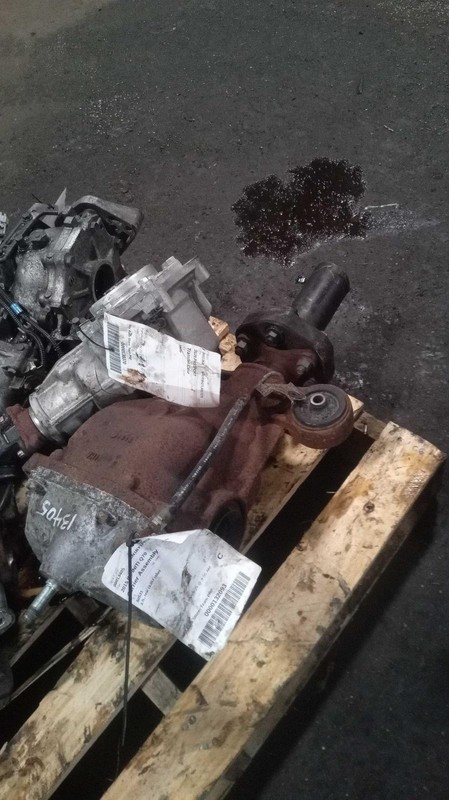 2015 INFINITI Q70 RWD Differential Carrier Assembly OEM 3.70L 116K Miles