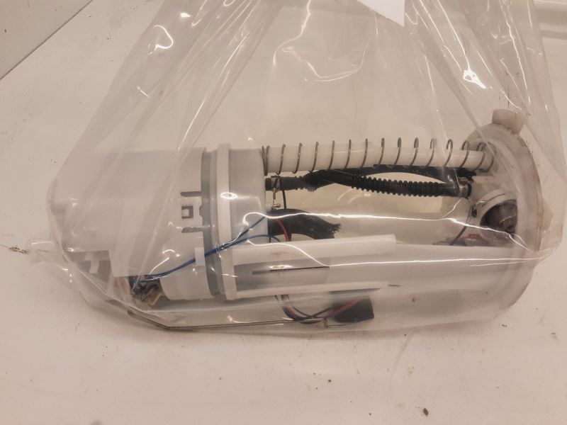 2006 Dodge DAKOTA Fuel Pump Assembly