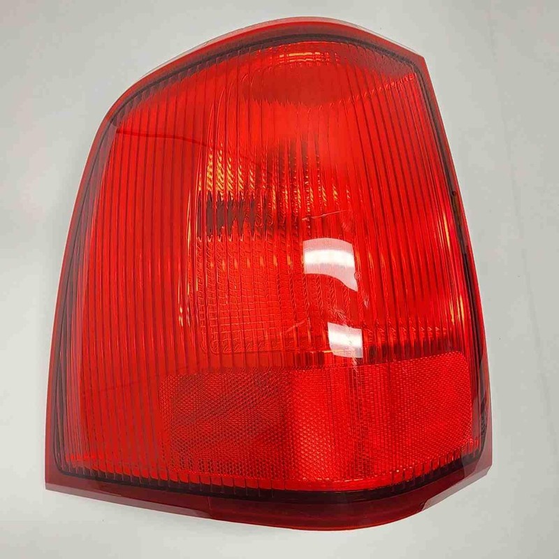 2006 Navigator LH Driver Side Tail Light Assembly Light Scratches 2L7X13B505A