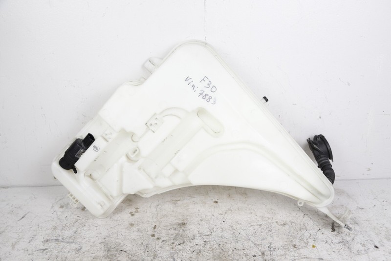 BMW Original Washer Fluid Reservoir Pump OEM for 2/3/4 Series F22 F30 F32