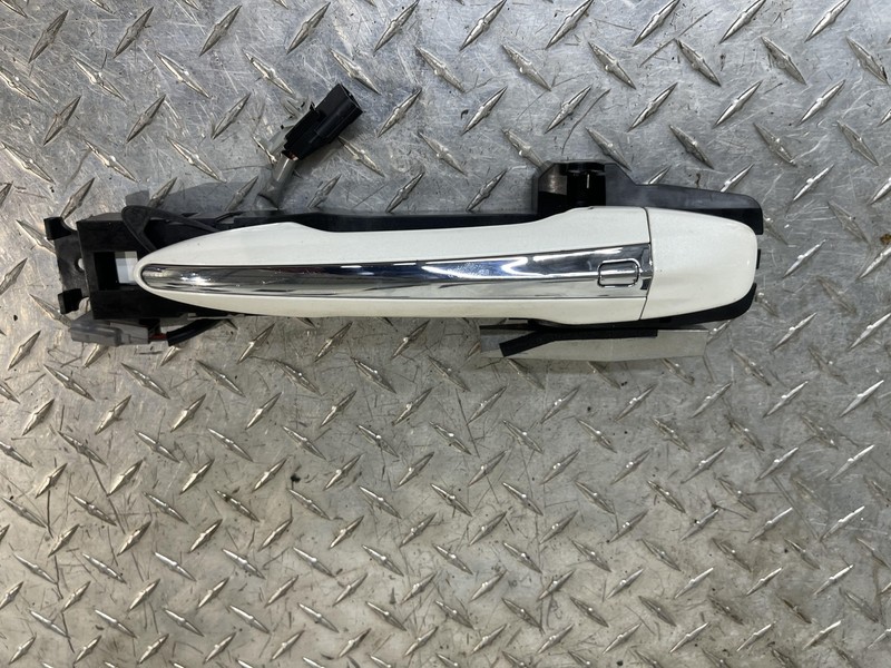 16-20 INFINITI Q50 FRONT RIGHT RH PASS OUTSIDE EXTERIOR DOOR HANDLE OEM