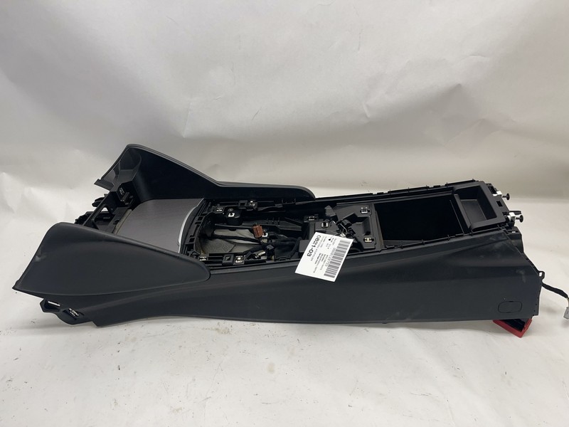2017-2020 ALFA ROMEO GIULIA CENTER CONSOLE W/ TRAY CUPHOLDER OEM