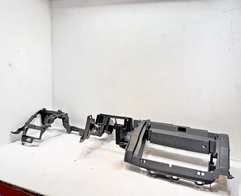2018 - 2021 LEXUS NX300 DASH DASHBOARD INSTRUMENT PANEL LOWER BRACKET FRAME OEM