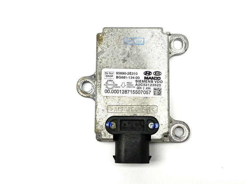 Yaw Rate Sensor Control Module 95690-2E310 Fits 2007-2009 Kia Rondo 79771