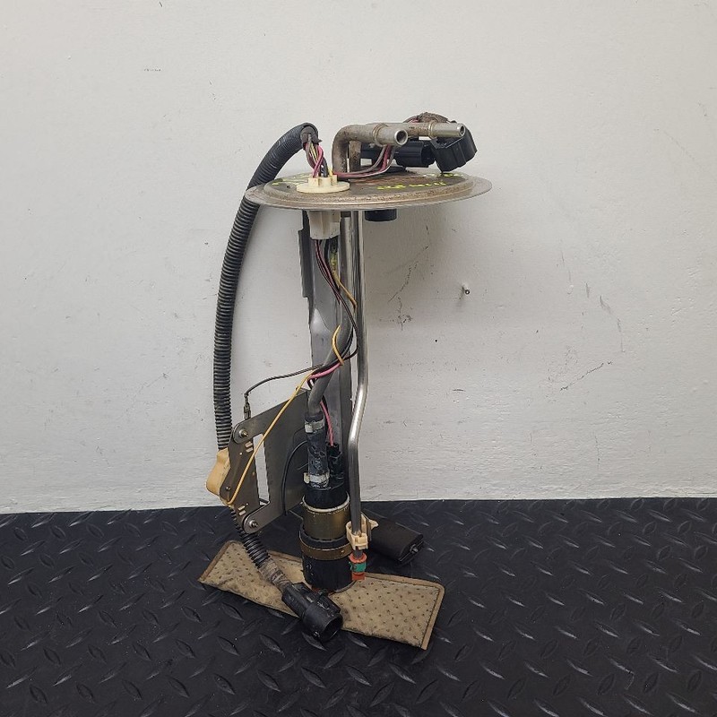 97-98 Ford Expedition 4x4 Fuel Gas Pump Assembly OEM F75Z-9H307-KE