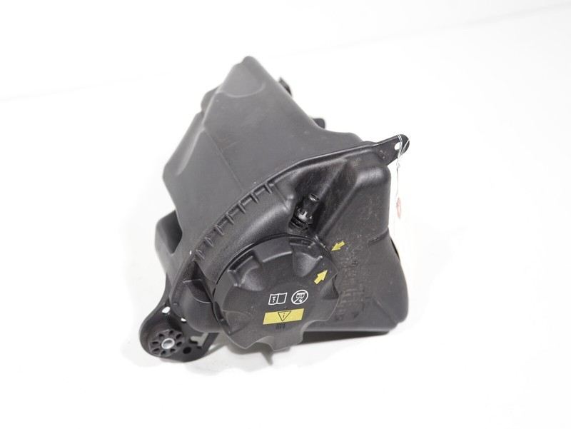 2010-2018 BMW 535 640 740 3.0L - RADIATOR COOLANT FLUID RESERVOIR EXPANSION TANK