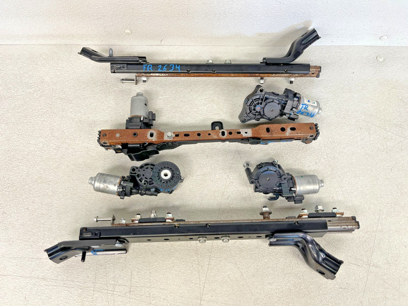 ⭐2014-2025 LEXUS IS300 FRONT RIGHT SEAT LOWER TRACK FRAME MOTOR SET OEM LOT2634