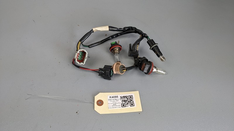 Front Headlamp Wiring Harness w/ Bulb 2022 Kia Soul LX