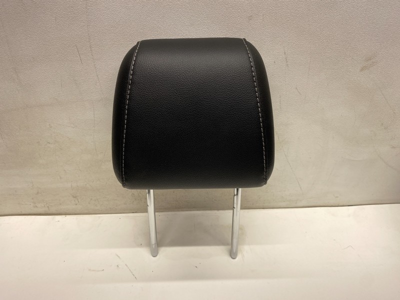 2018-2022 FORD ECOSPORT LEFT OR RIGHT FRONT SEAT BLACK LEATHER HEADREST OEM