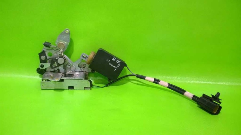00 01 02 03 XJ8 PASSENGER RIGHT REAR DOOR LOCK LATCH OEM 3958-36
