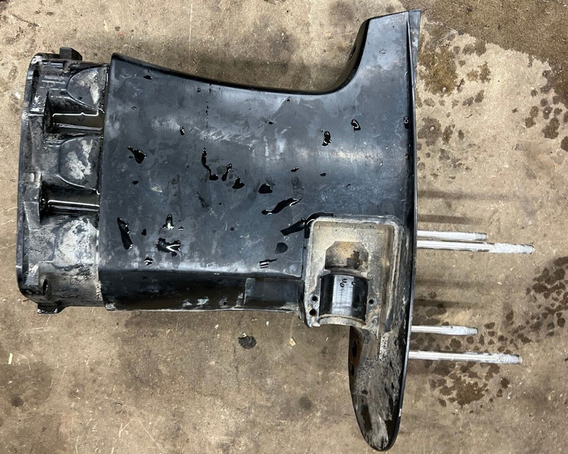 Mercury Outboard Optimax 200 Exhaust Housing 20" Mid-Section 832937A FRESHWATER!