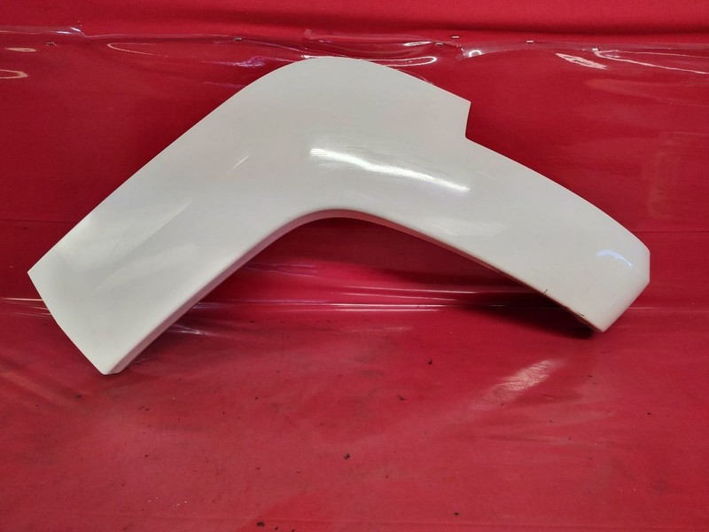 2008-2012 Jeep Liberty REAR LEFT DRIVER Quarter Mounted Wheel Arch Molding