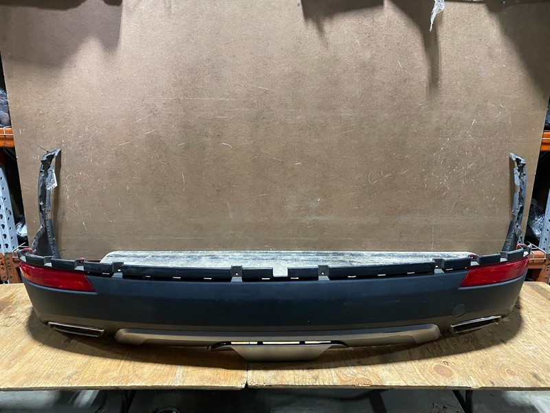 2013 to 2016 Hyundai Santa Fe XL Bumper Cover wo/ Park Sensor Y6360 PS
