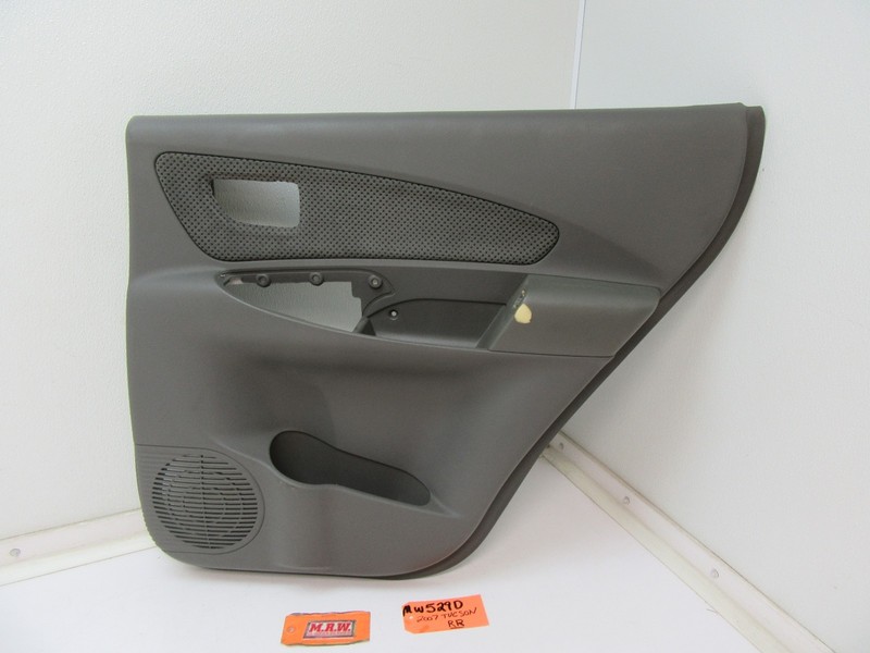 DOOR PANEL REAR BACK RIGHT PASSENGER SPEAKER COVER ARM REST RR for 05-09 TUCSON