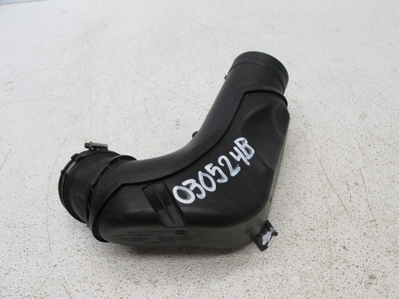 12-18 BMW F30 328i 428i X3 X4 AIR INTAKE DUCT HOSE PIPE TUBE OEM 030524B