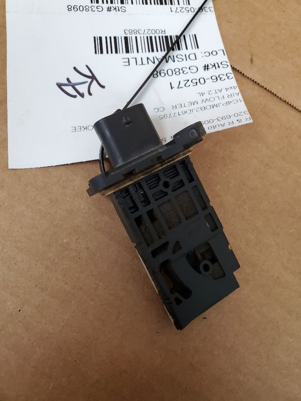 Air Flow Meter 6.4L Gasoline Fits 14-18 DODGE 2500 PICKUP 273883