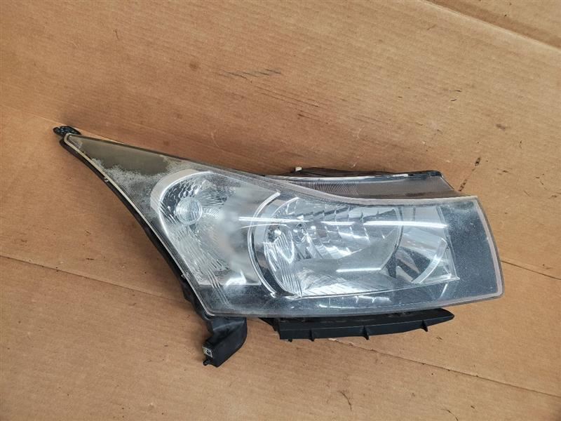 Passenger Headlight VIN P 4th Digit Limited Fits 12-16 CRUZE 274395