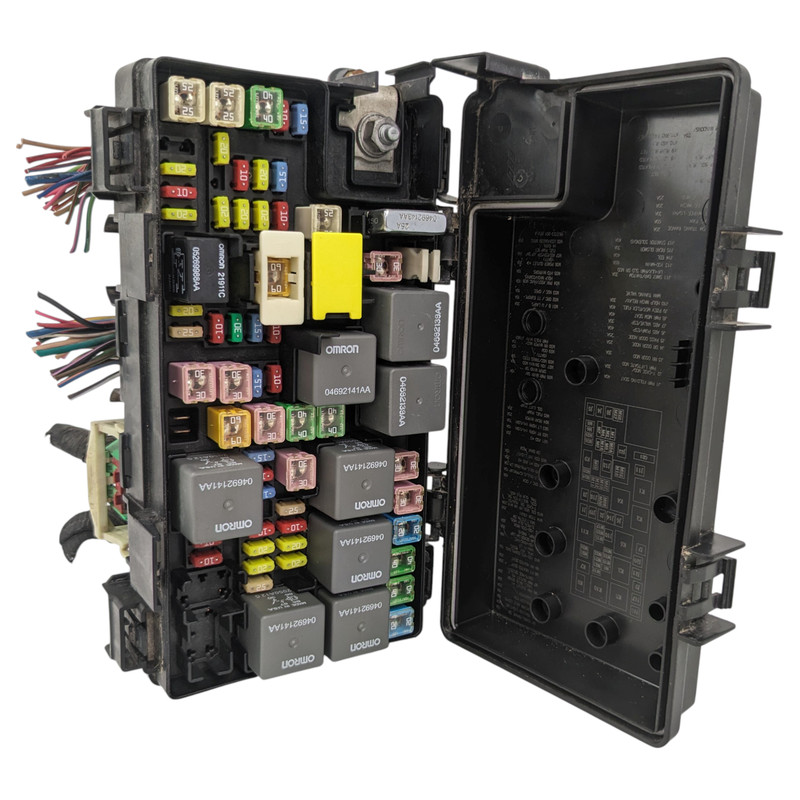 2010 10 Dodge Nitro Jeep Liberty TIPM Totally Integrated Fuse Relay Box 04692304