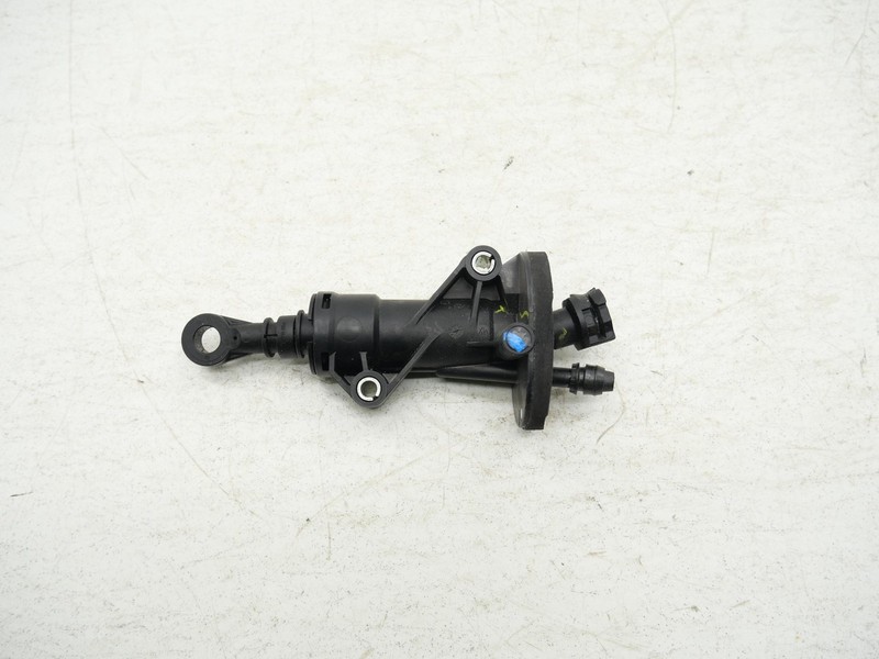 Used Clutch Pedal Master Cylinder 2015-2020 Ford Mustang Shelby GT350 OEM