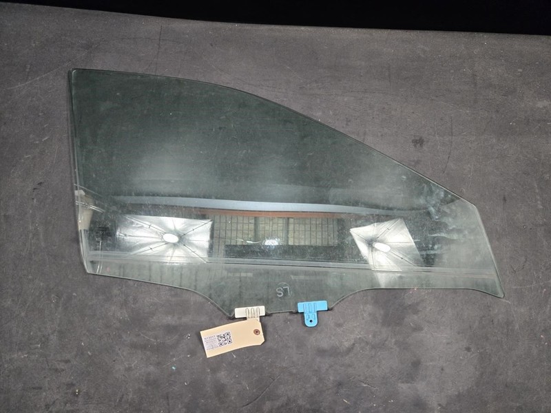 Front Right Door Window Glass 2022 Nissan Rogue 80300-6RR0A 2021 2023 2024 2025