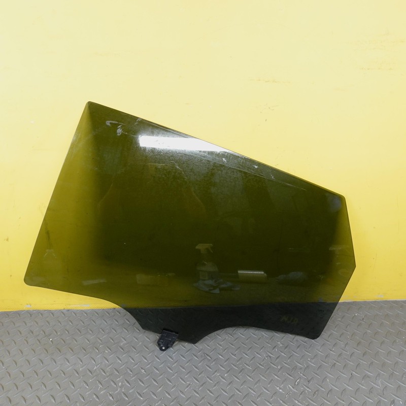 2023-2024 KIA SPORTAGE LEFT REAR SIDE DOOR WINDOW GLASS OEM 83410-P1010