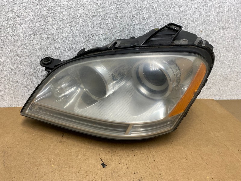 Halogen 2006-2009 Mercedes-Benz ML-Class Headlight Left Driver LH OEM AE3272 DW