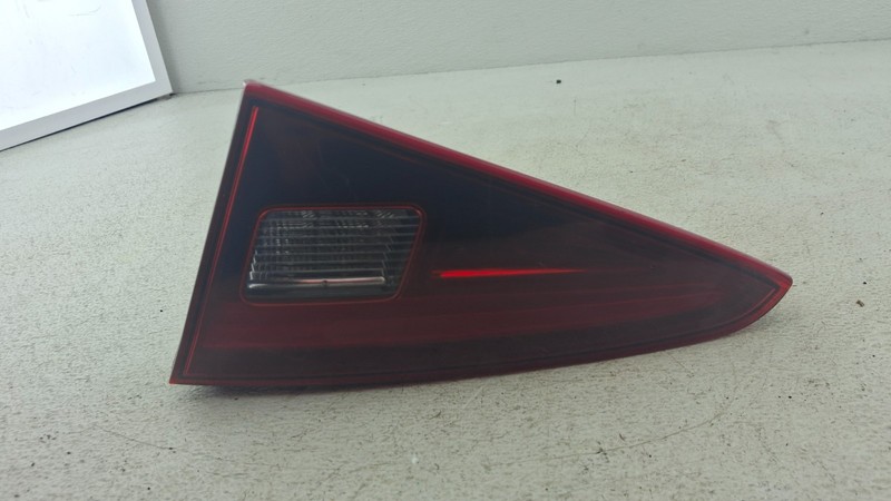17-22 Alfa Romeo Giulia Quadrifoglio Right Pass Side LED Tail Light OEM