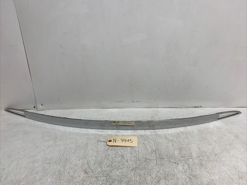 12-16 Tesla Model S REAR LIFTGATE, TRUNK CHROME MOLDING 1008856-00-C 9915 U8