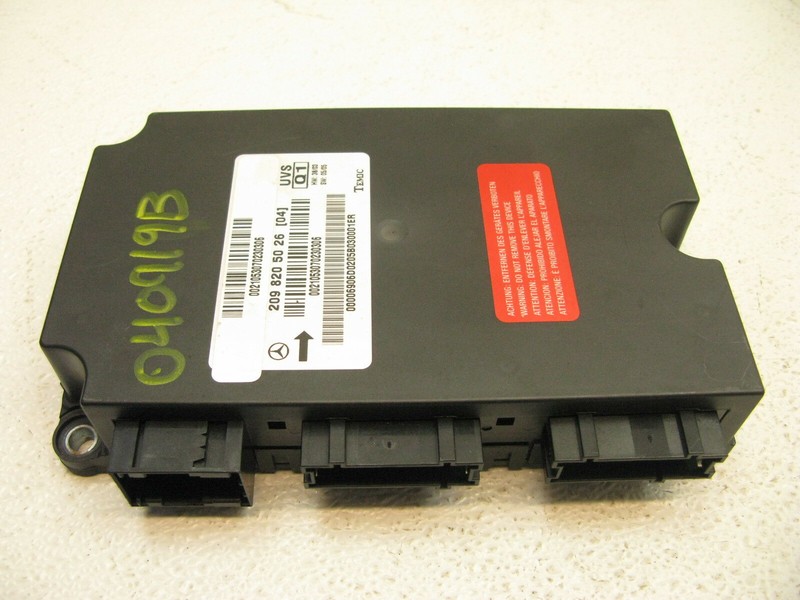 04-09 MERCEDES W209 CLK320 CLK500 ROOF TOP CONTROL MODULE COMPUTER 040919B