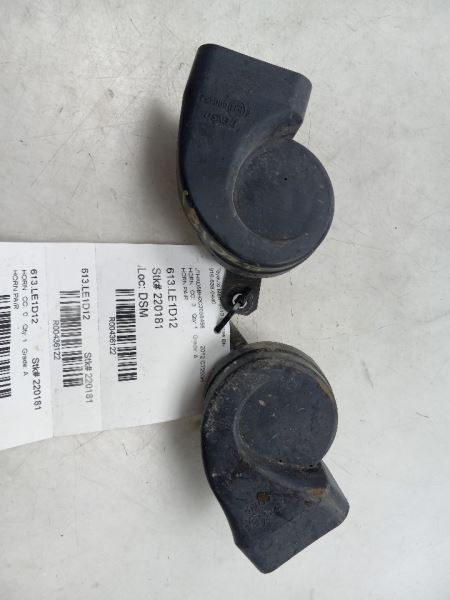 11 12 13 14 15 16 17 Lexus CT200h Horn Pair